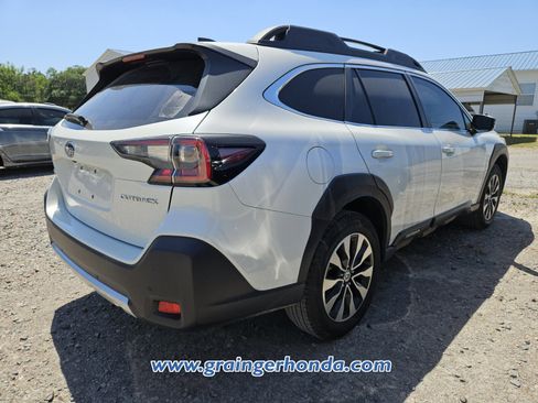 Used 2024 Subaru Outback Limited image 6