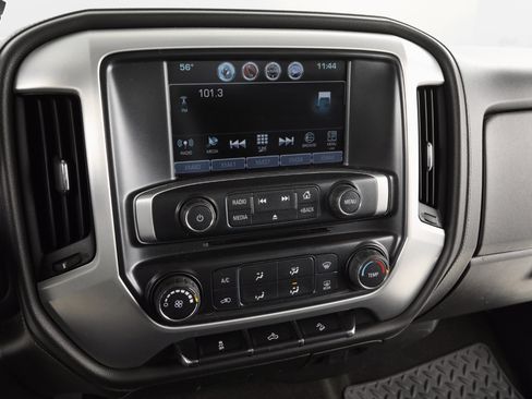 Used 2017 GMC Sierra 1500 SLE image 17