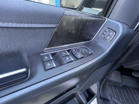 Used 2022 Ford F150 Lariat image 21