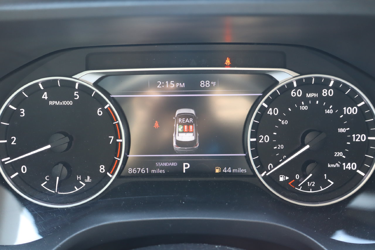 Used 2023 Nissan Rogue S FWD image 9