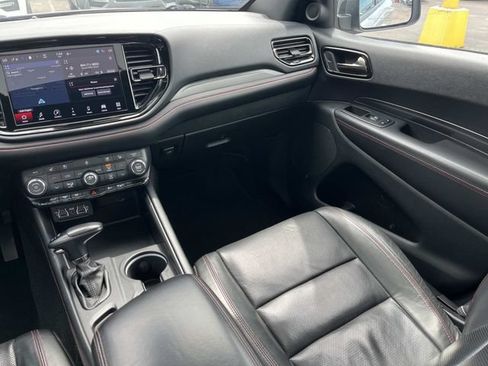 Used 2024 Dodge Durango GT RWD image 15