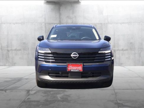 New 2026 Nissan Kicks SV w/ SV Premium Package image 4