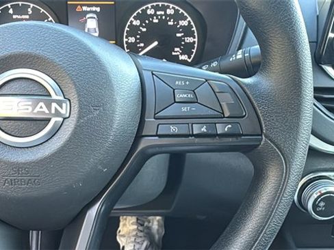 Used 2024 Nissan Altima 2.5 S image 17