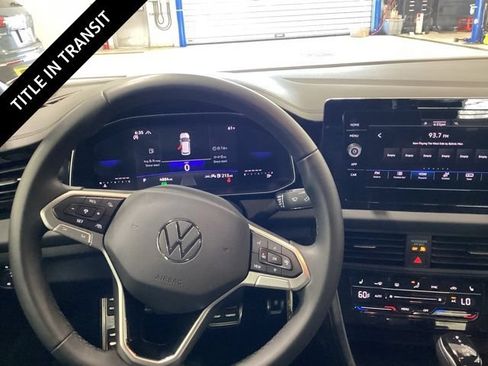 Used 2026 Volkswagen Jetta Sport FWD image 6