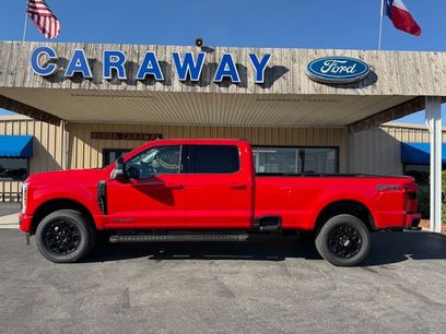 New 2026 Ford F350 Lariat w/ Black Appearance Package