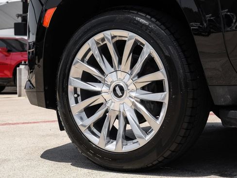 Used 2021 Cadillac Escalade ESV Premium Luxury w/ Performance Package RWD image 64
