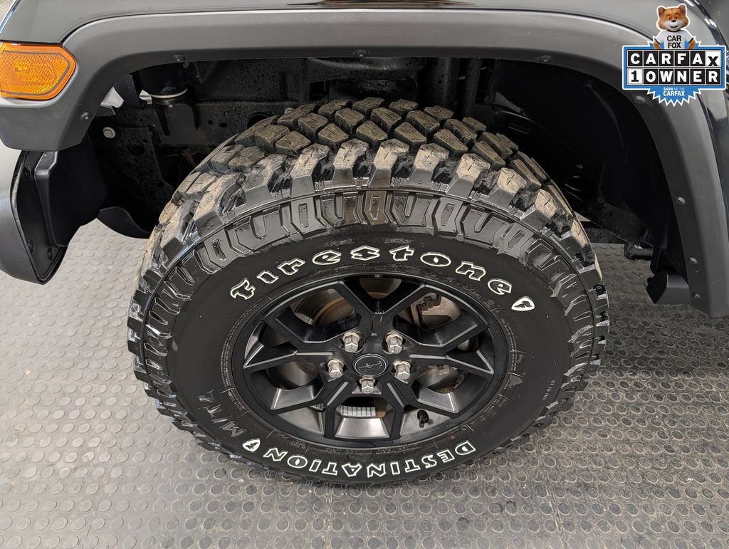 Used 2025 Jeep Gladiator Sport AWD/4WD image 7