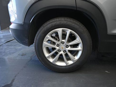 Used 2024 Chevrolet TrailBlazer LS image 9