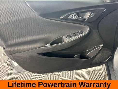 Used 2024 Chevrolet Malibu LT image 9