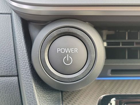 New 2026 Toyota Prius XLE FWD image 31
