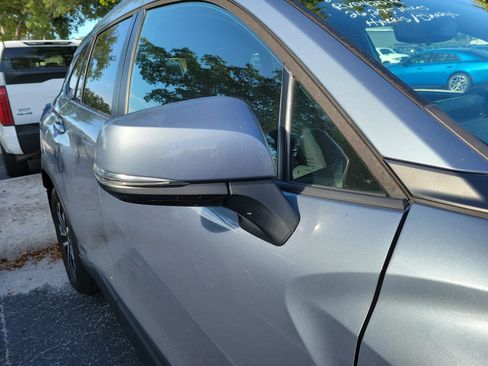 Used 2024 Toyota Corolla Cross SE AWD/4WD image 9