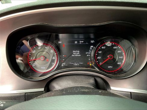 Used 2022 Dodge Charger R/T w/ Blacktop Package RWD image 13