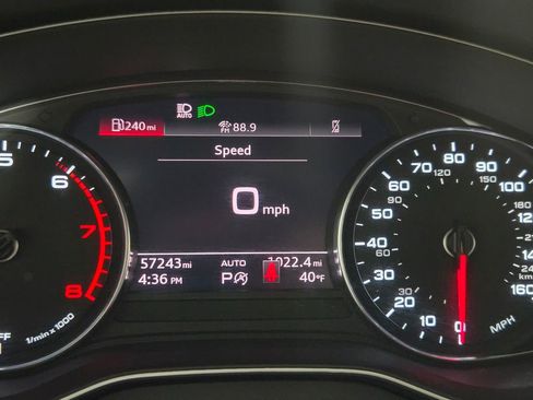 Used 2022 Audi Q5 2.0T Premium w/ Convenience Package image 25