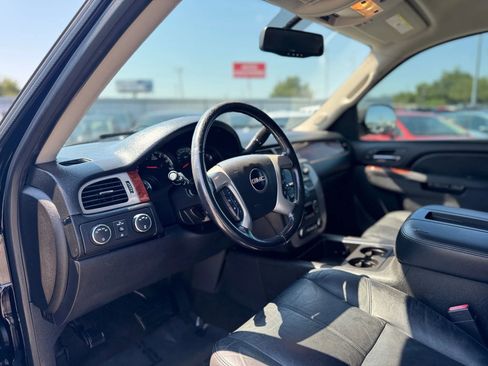 Used 2013 GMC Yukon SLT w/ SLT-2 Equipment Package image 15