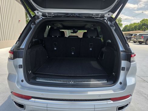 Used 2023 Jeep Grand Cherokee Summit image 8