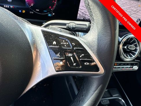 Used 2024 Mercedes-Benz GLB 250 GLB 250 image 22