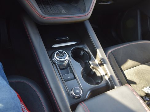 Used 2025 Ford Explorer ST image 18