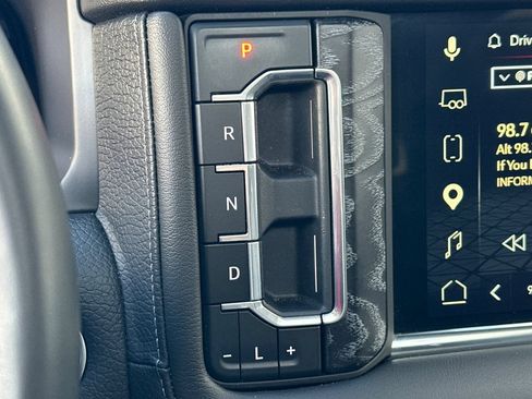 Certified 2023 GMC Yukon XL Denali w/ Max Trailering Package RWD image 31
