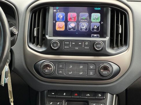 Used 2017 Chevrolet Colorado Z71 image 13