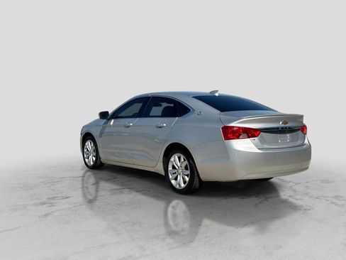 Used 2019 Chevrolet Impala LT w/ Sunroof and Spoiler Package FWD image 4