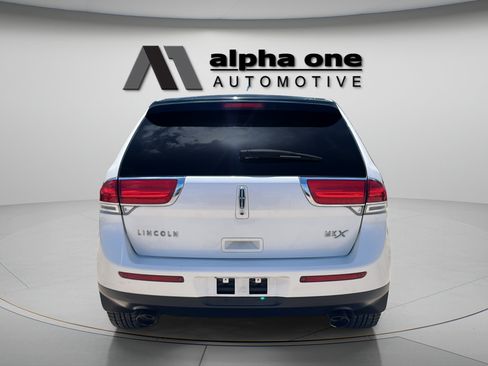 Used 2014 Lincoln MKX FWD w/ Equipment Group 102A image 7