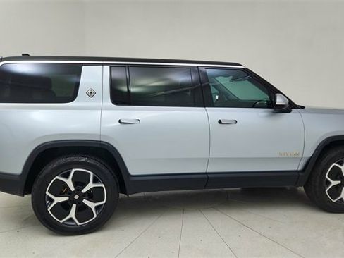 Used 2023 Rivian R1S Adventure image 6