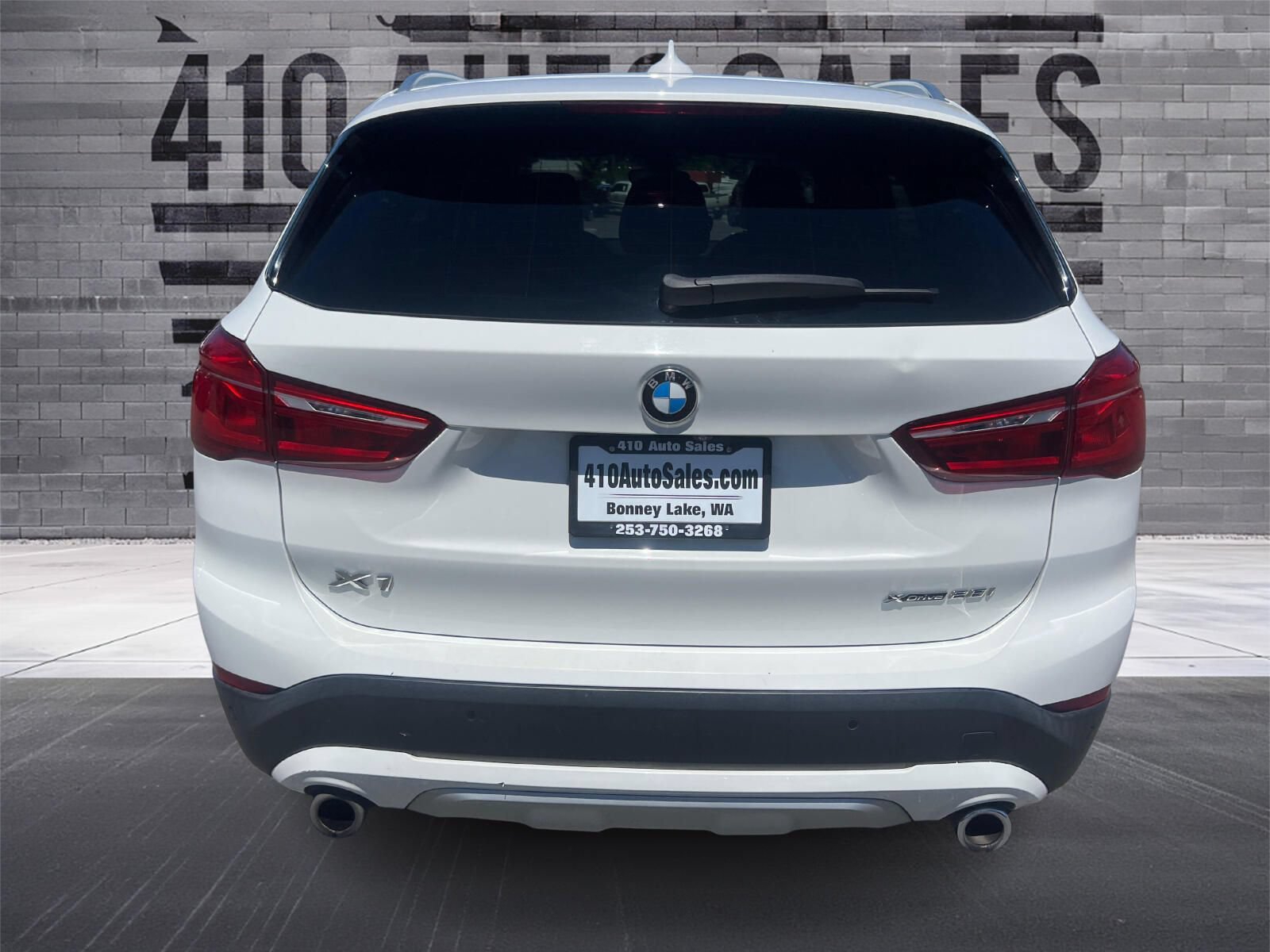 Used 2020 BMW X1 xDrive28i AWD/4WD image 2