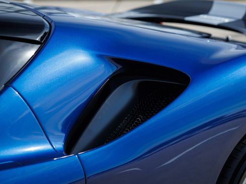 Used 2022 Ferrari SF90 Stradale image 24