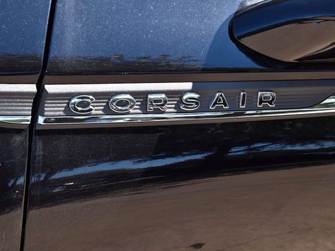 New 2025 Lincoln Corsair Reserve w/ Equipment Group 202A image 40