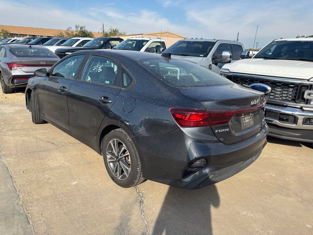 Used 2024 Kia Forte LXS FWD image 4