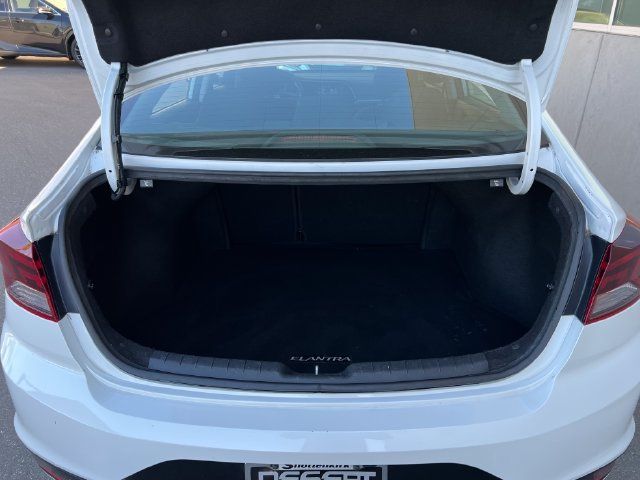 Used 2020 Hyundai Elantra Value Edition w/ Cargo Package (C1) FWD image 18