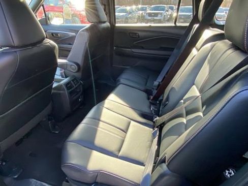 Used 2023 Honda Passport TrailSport image 30