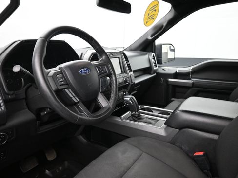 Used 2020 Ford F150 XLT w/ Equipment Group 302A Luxury AWD/4WD image 10