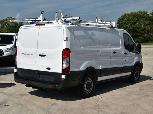 Used 2018 Ford Transit 250 130 Low Roof RWD image 5