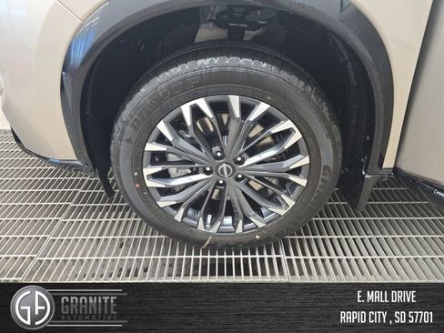 New 2026 Nissan Rogue Platinum w/ Tech Package AWD/4WD image 27