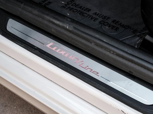 Used 2018 BMW 540i xDrive image 33