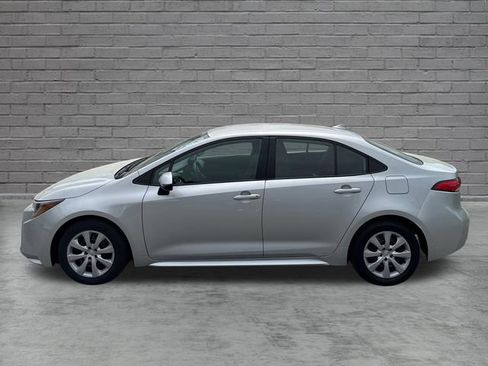 Used 2024 Toyota Corolla LE FWD image 4