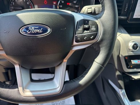 Used 2023 Ford Explorer XLT w/ Equipment Group 202A AWD/4WD image 16