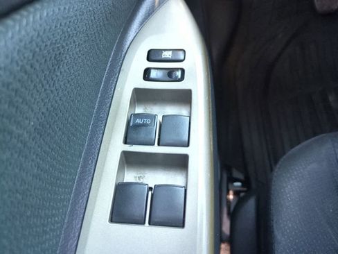 Used 2009 Toyota Yaris Sedan FWD image 19