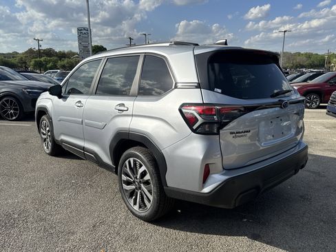 New 2026 Subaru Forester Touring image 5