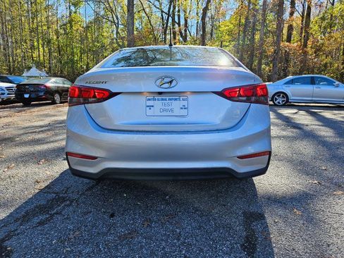 Used 2020 Hyundai Accent SE image 5