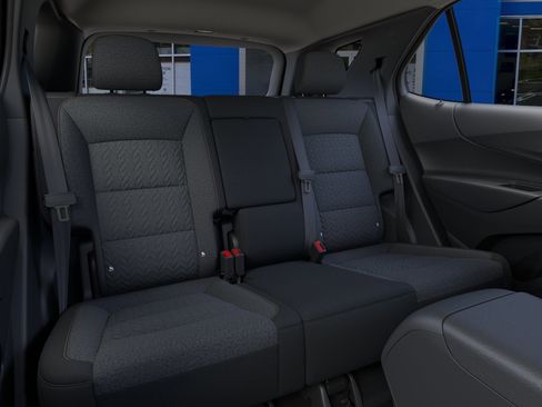 Used 2024 Chevrolet Equinox LT image 41