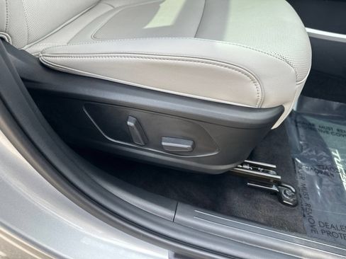 Used 2023 Hyundai Tucson Limited AWD/4WD image 37