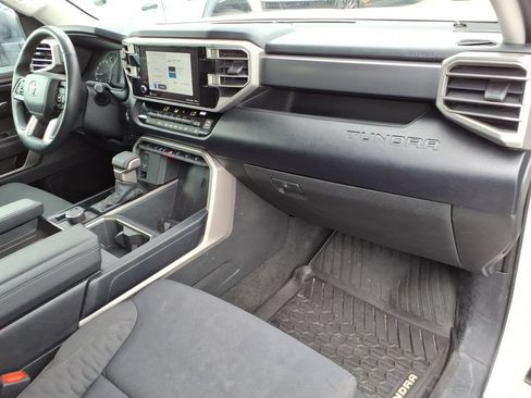 Used 2022 Toyota Tundra SR5 AWD/4WD image 11