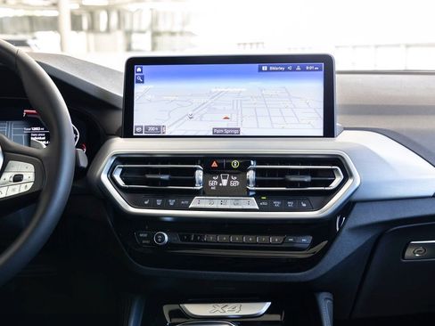 Certified 2025 BMW X4 xDrive30i image 12