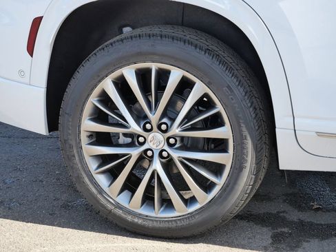 New 2026 Buick Enclave Avenir w/ Super Cruise Package AWD/4WD image 20
