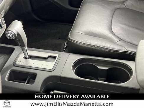 Used 2015 Nissan Xterra PRO-4X w/ Pro-4x Leather Package image 19