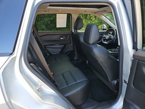 Certified 2023 Nissan Rogue SV w/ SV Premium B Package image 12