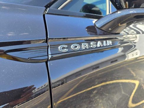 Used 2025 Lincoln Corsair Reserve w/ Equipment Group 202A image 5