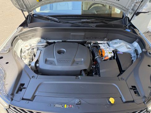 New 2026 Volvo XC90 T8 Ultra w/ Protection Package Premier AWD/4WD image 31
